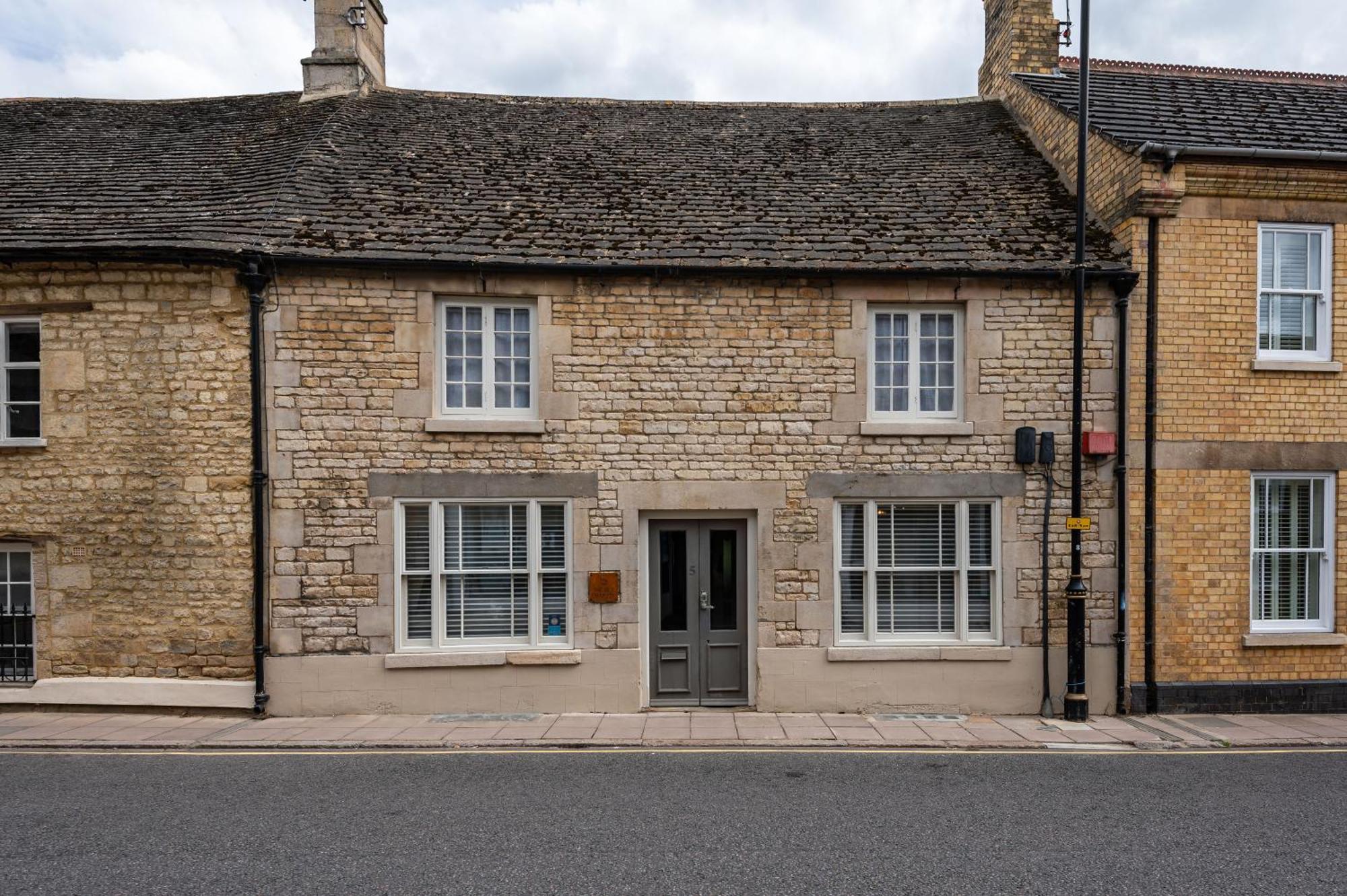 Luxury Town Centre Loft Apartment In Converted Granary Stamford Exterior foto