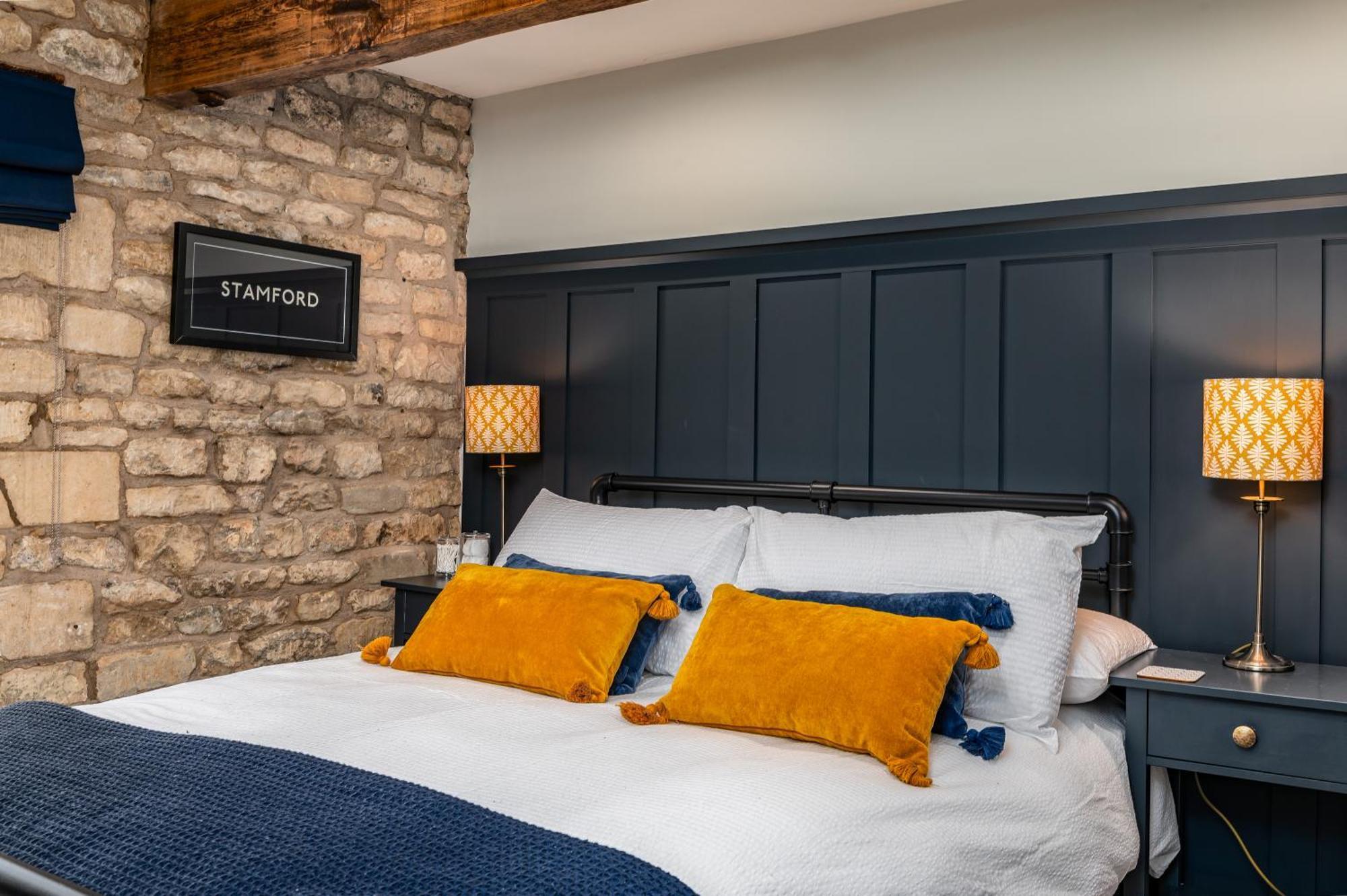 Luxury Town Centre Loft Apartment In Converted Granary Stamford Exterior foto